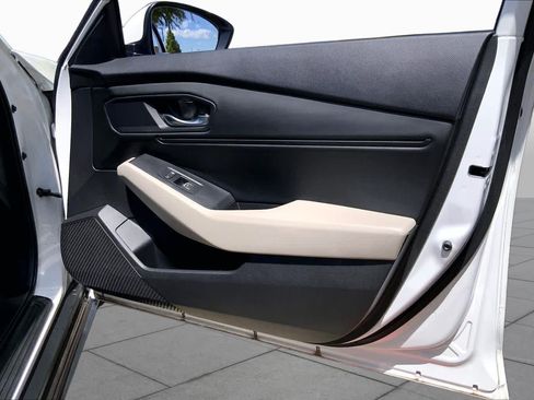 Used 2024 Honda Accord EX image 23
