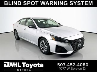 Used 2024 Nissan Altima 2.5 SV video 1