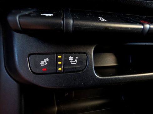 Used 2018 GMC Canyon Denali AWD/4WD image 41