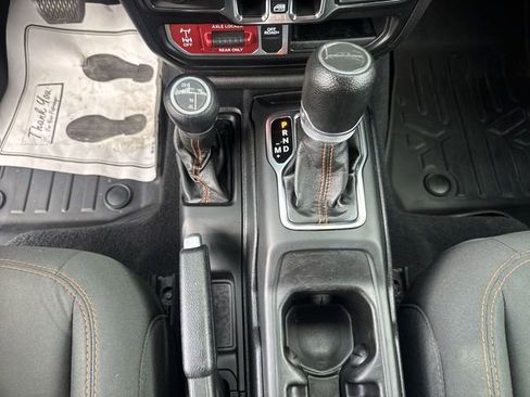 Used 2021 Jeep Gladiator Mojave w/ LED Lighting Group AWD/4WD image 21