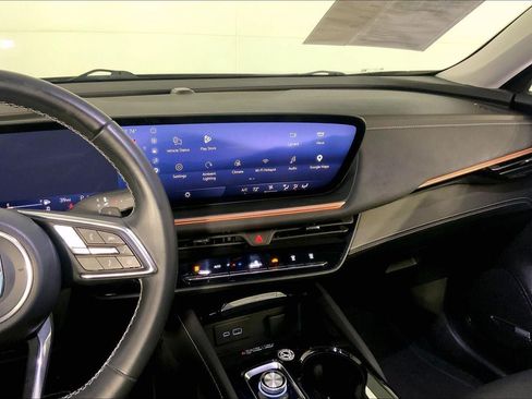 Used 2025 Buick Envision Sport Touring AWD/4WD image 6