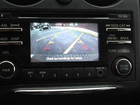 Used 2015 Nissan Rogue S w/ Convenience Package AWD/4WD image 11