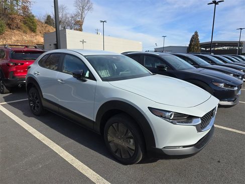 New 2026 MAZDA CX-30 AWD 2.5 S w/ Select Sport Pkg image 1