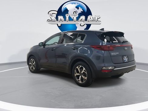 Used 2021 Kia Sportage LX w/ LX Fwd Popular Package image 2