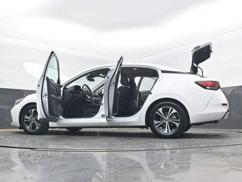 Used 2023 Nissan Sentra SV image 44