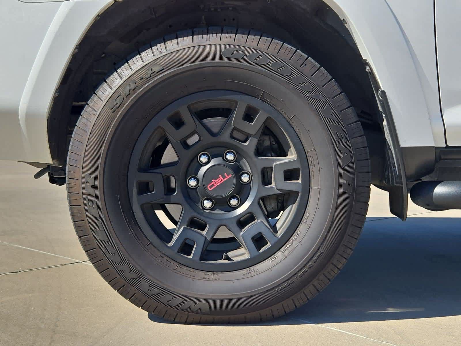Used 2023 Toyota 4Runner SR5 AWD/4WD image 13