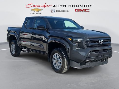 Used 2024 Toyota Tacoma SR image 3