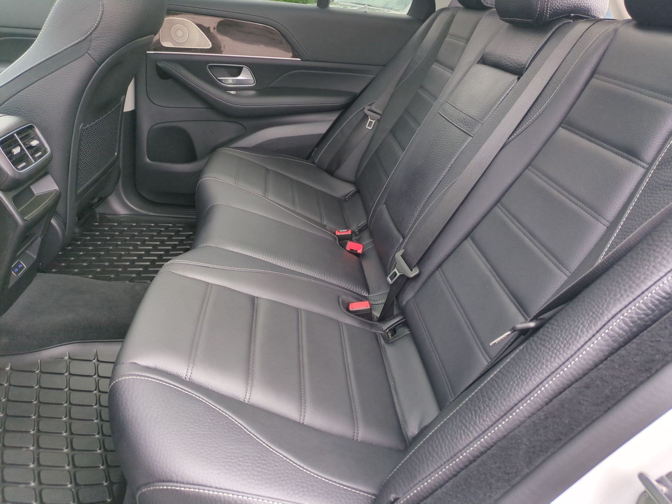 Used 2026 Mercedes-Benz GLE 450e 4MATIC image 31