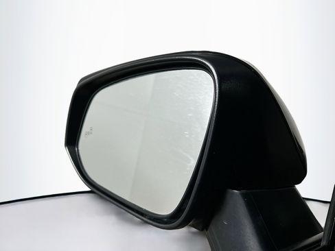 Used 2025 Toyota RAV4 XLE image 16