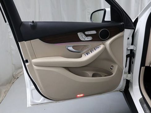 Certified 2022 Mercedes-Benz GLC 300 GLC 300 image 26