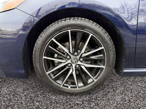 Used 2021 Toyota Camry SE image 14