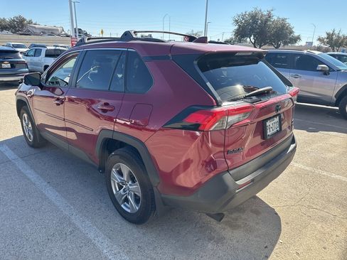 Used 2024 Toyota RAV4 XLE image 6