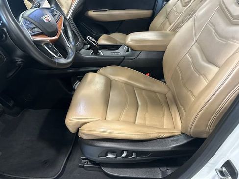 Used 2017 Cadillac XT5 Platinum w/ Driver Assist Package image 28