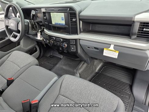 New 2026 Ford F250 XL w/ XL Chrome Package image 10
