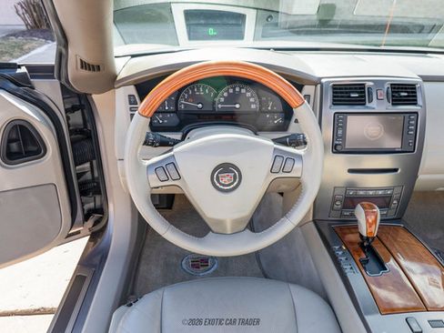 Used 2004 Cadillac XLR image 43