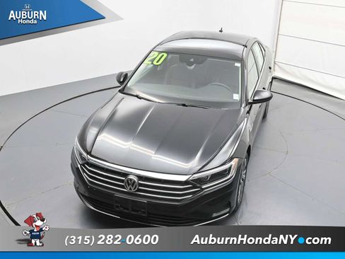 Used 2020 Volkswagen Jetta SEL image 24