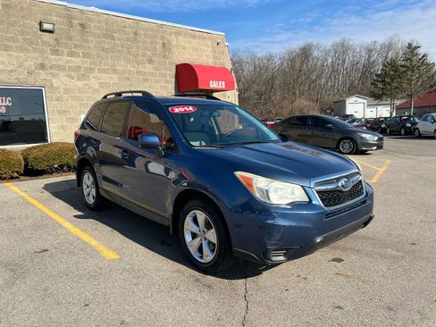 Used 2014 Subaru Forester 2.5i Premium w/ All-Weather Package image 3