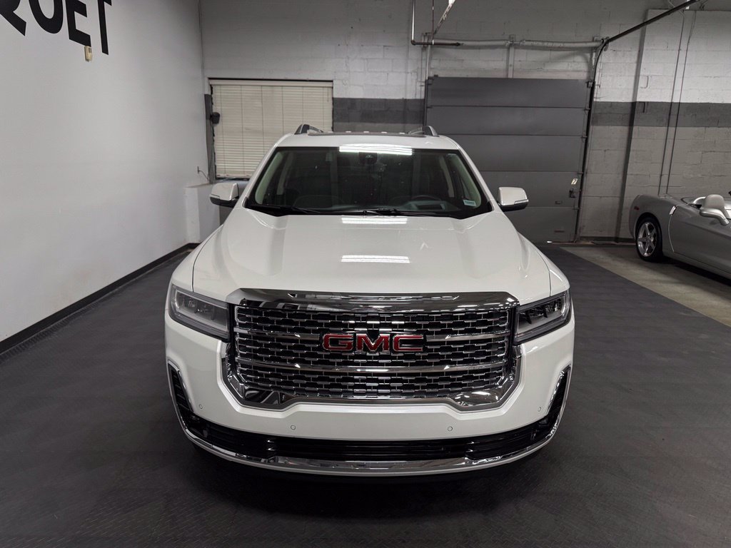 Used 2021 GMC Acadia Denali AWD/4WD image 3