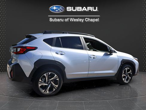 Used 2024 Subaru Crosstrek 2.0i Premium w/ Crosstrek Mirror Package AWD/4WD image 7