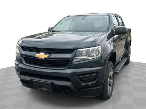 Used 2018 Chevrolet Colorado W/T w/ Custom Special Edition AWD/4WD image 1