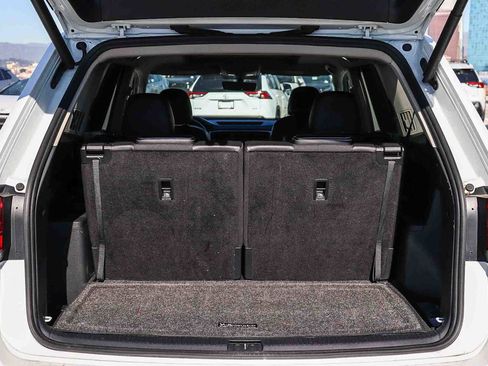 Certified 2022 Volkswagen Atlas SE w/ Panoramic Sunroof Package image 31