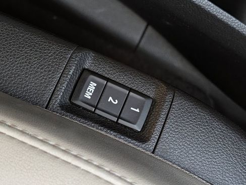 Used 2019 Buick Encore Essence w/ Safety Package II image 39