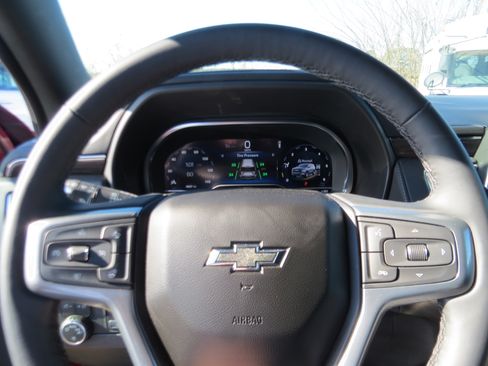 Used 2024 Chevrolet Tahoe Z71 w/ Z71 Off-Road Package image 18