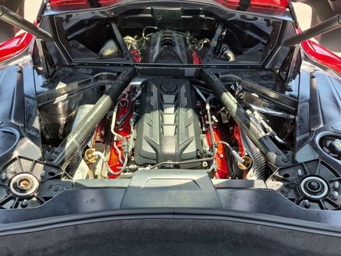 Certified 2025 Chevrolet Corvette Stingray Coupe w/ 1LT RWD image 17