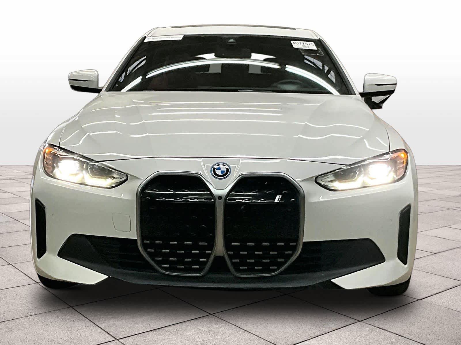 Used 2023 BMW i4 eDrive40 w/ Premium Package RWD image 3