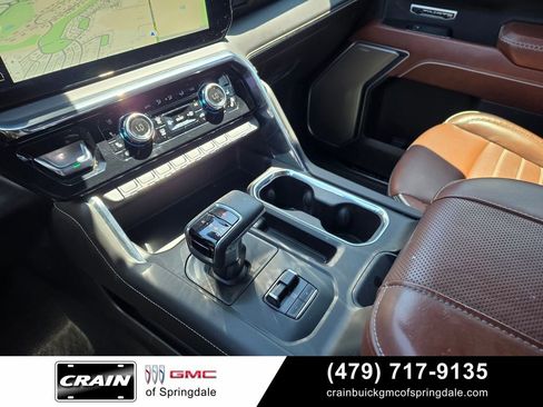 Used 2024 GMC Sierra 1500 Denali Ultimate AWD/4WD image 18