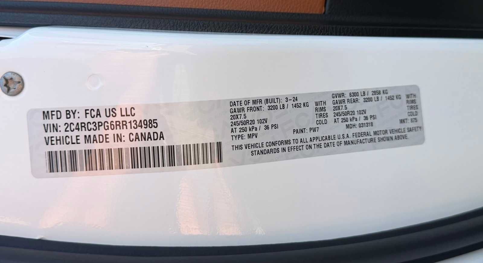 Used 2024 Chrysler Pacifica Pinnacle AWD/4WD image 36