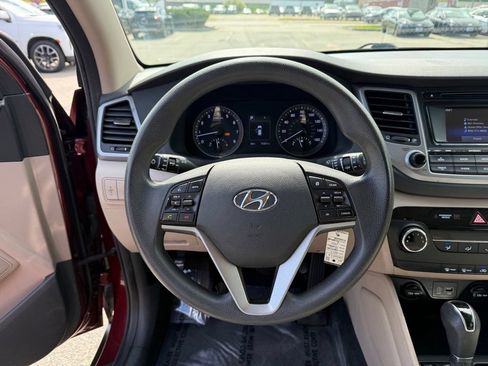 Used 2017 Hyundai Tucson SE w/ SE Popular Package 02 AWD/4WD image 12