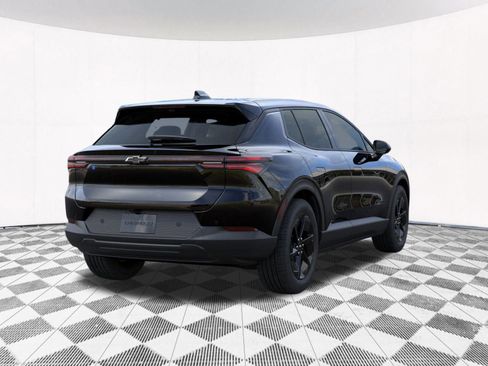 New 2026 Chevrolet Equinox EV LT image 9