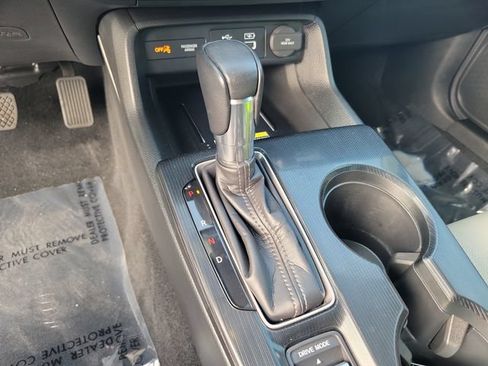 Used 2024 Honda Civic Touring image 31