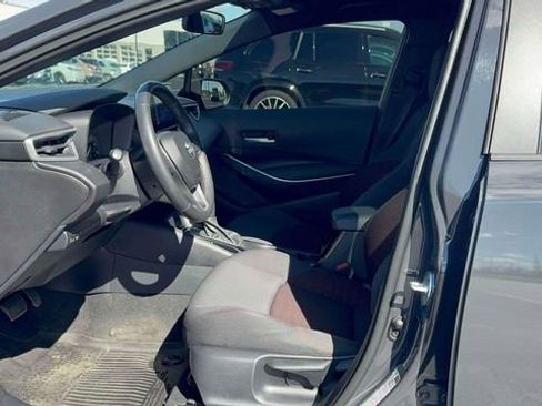 Used 2024 Toyota Corolla SE image 16