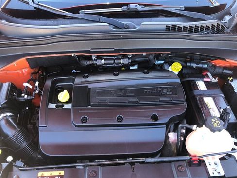 Used 2017 Jeep Renegade Sport w/ Power & Air Group FWD image 16