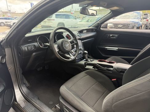 Used 2015 Ford Mustang Coupe w/ Equipment Group 051A RWD image 20