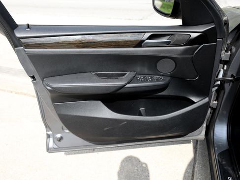 Used 2011 BMW X3 xDrive28i image 17