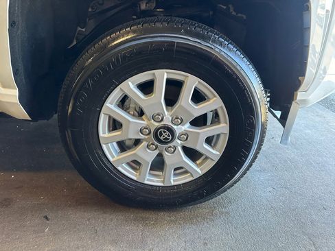 Certified 2024 Toyota Tacoma SR5 image 29