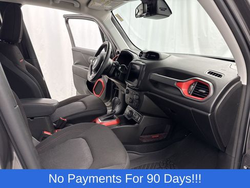 Used 2021 Jeep Renegade Trailhawk AWD/4WD image 28