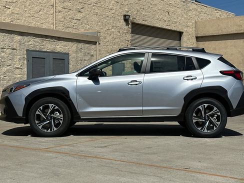 New 2025 Subaru Crosstrek 2.0i Premium image 6