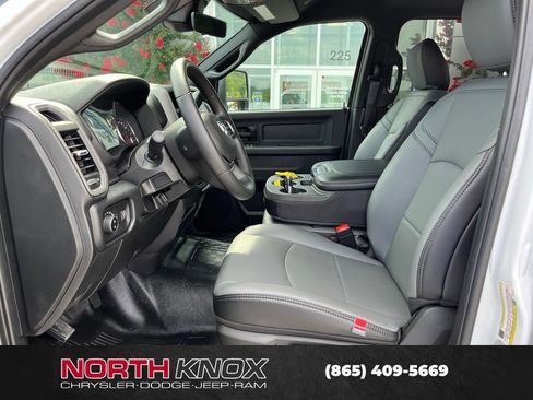 New 2026 RAM 5500 Tradesman w/ Chrome Appearance Group AWD/4WD image 3
