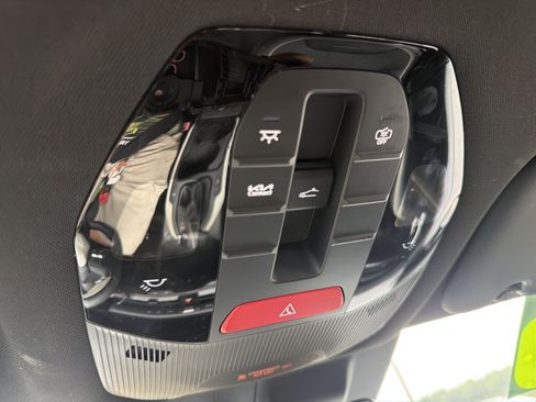 Used 2025 Kia K4 GT-Line w/ GT-Line Sunroof Package FWD image 5