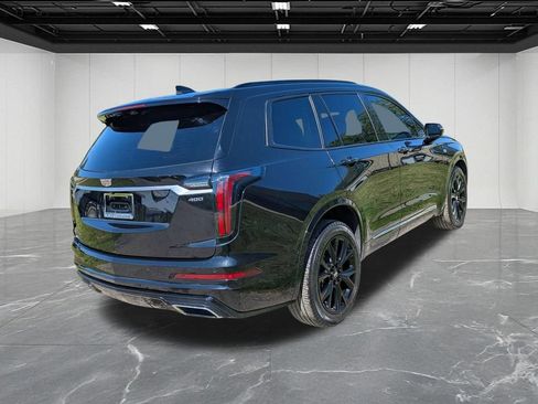 Used 2020 Cadillac XT6 Sport w/ Platinum Package AWD/4WD image 5