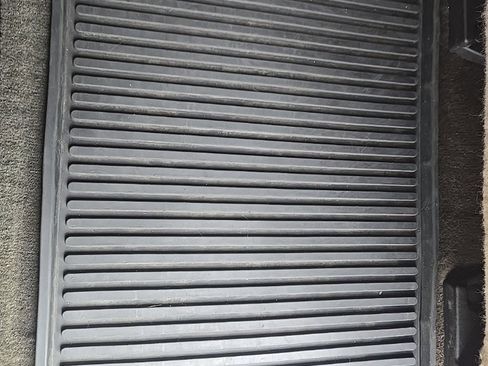 Used 2012 Ford F150 XLT w/ XLT Chrome Pkg image 24