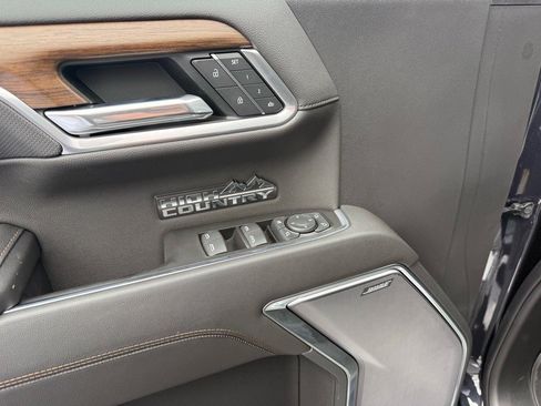 Used 2023 Chevrolet Silverado 1500 High Country image 19