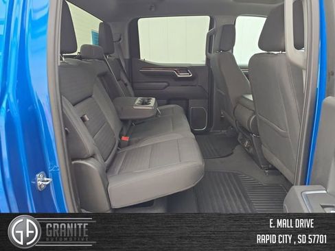 Used 2022 GMC Sierra 1500 Elevation AWD/4WD image 37