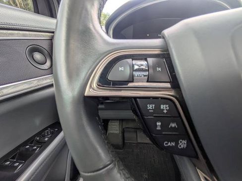 Used 2019 Lincoln Nautilus Reserve AWD/4WD image 25
