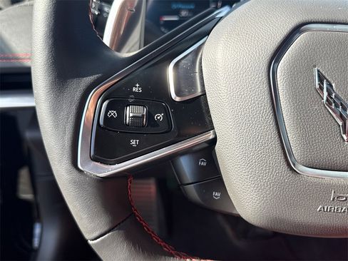 Used 2023 Chevrolet Corvette Stingray w/ Z51 Performance Package image 13