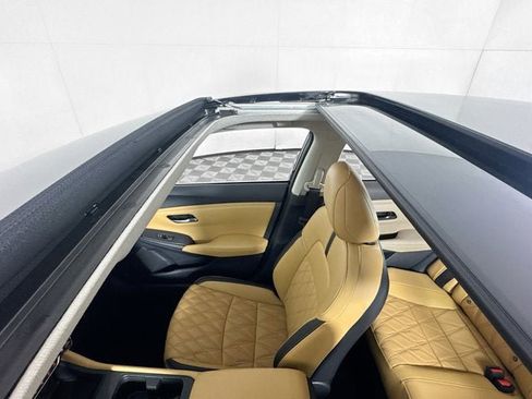 New 2025 Nissan Sentra SV w/ SV Premium Package image 22